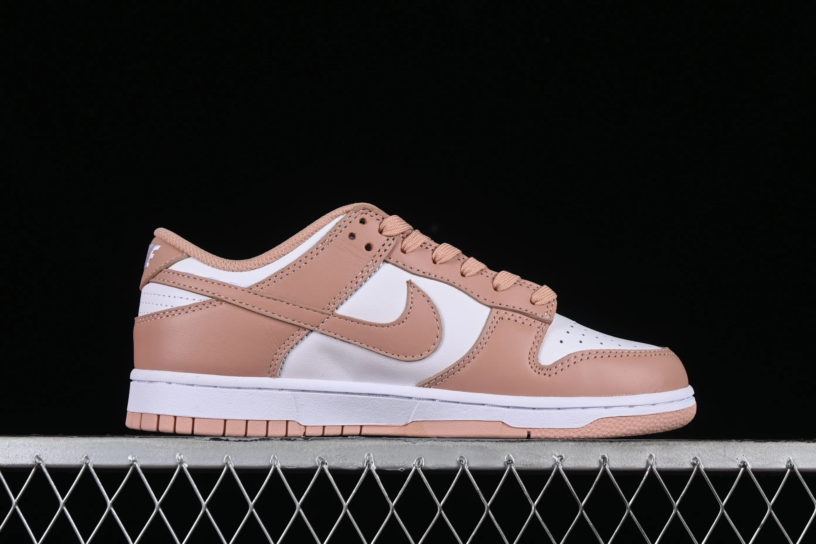 All categories Nk SB Dunk series Nk SB Dunk Low low-top sneakers Nk Dunk Low wool cat rose pink gentle light luxury retro SB low-top casual sneakers DD1503-118